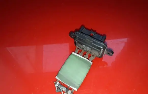 Fiat Doblo Heater blower motor/fan resistor B837
