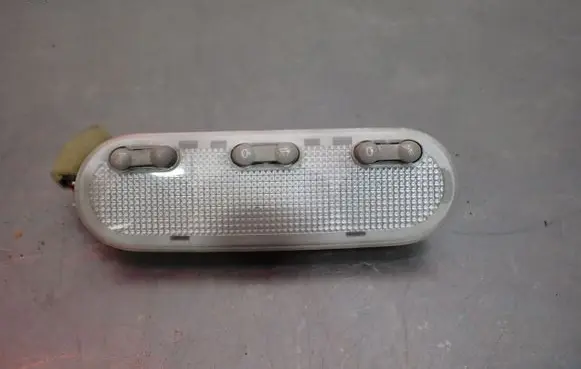Nissan Juke I F15 Other interior light 8200073234