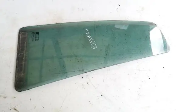 Opel Zafira A Rear vent window glass 