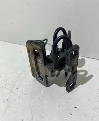 BMW X5 E53 Tailgate/trunk/boot hinge 82476678