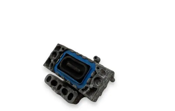 Volkswagen Golf VI Engine mount bracket 1K0199262