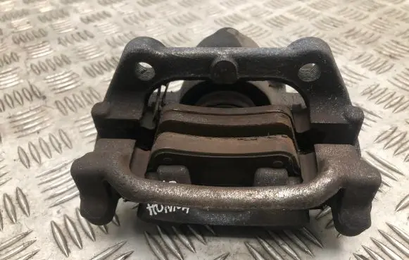 Honda CR-V Rear brake caliper
