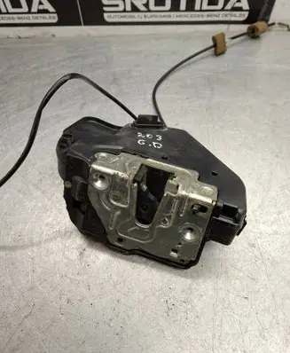 Mercedes-Benz C W203 Rear door lock 2037300235
