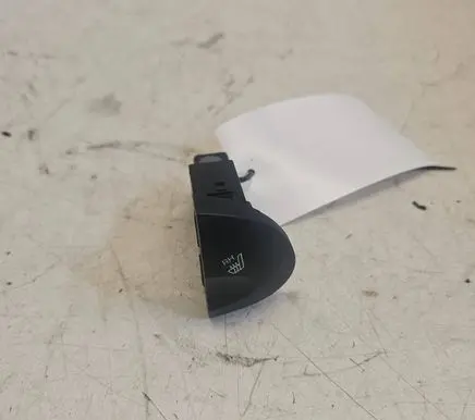 Hyundai Santa Fe Seat heating switch 93330