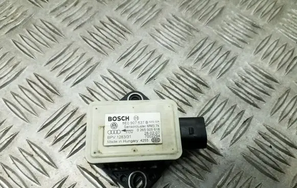 Audi A4 S4 B6 8E 8H ESP acceleration yaw rate sensor 8E0907637B
