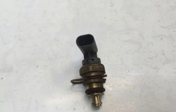 Coolant temperature sensor
