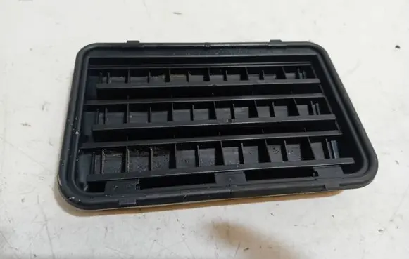 BMW 6 F06 Gran coupe Quarter panel pressure vent 6962293
