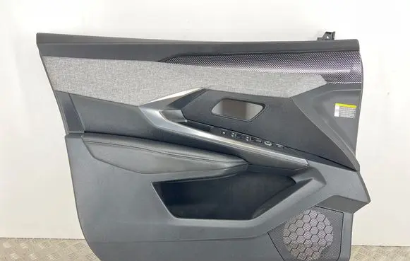 Peugeot 3008 III Front door card panel trim 98453004ZD