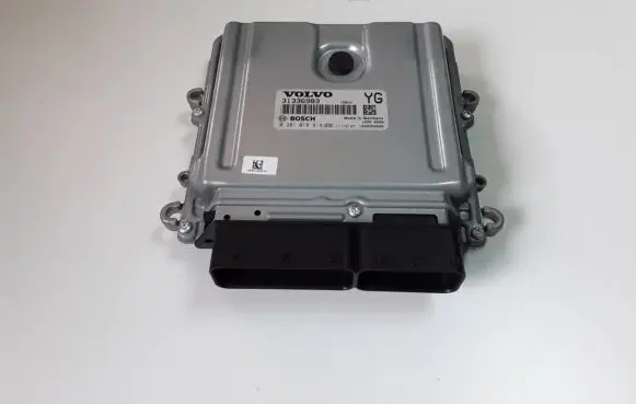 Volvo V70 Engine control unit/module 31336983