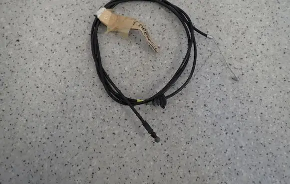 Toyota Corolla Verso AR10 Engine bonnet/hood lock release cable 