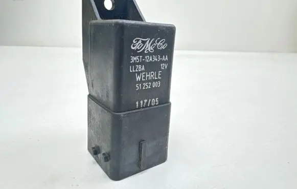 Ford Fiesta Glow plug pre-heat relay 3M5T12A343AA 51252003