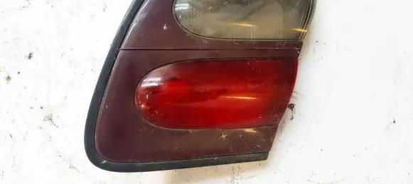 Nissan Almera Tailgate rear/tail lights BA75E