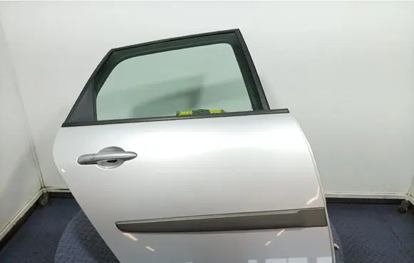 Rear door