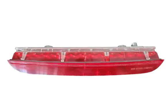Mazda CX-7 Third/center stoplight D46151580
