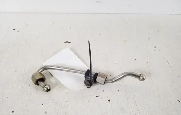 Volkswagen PASSAT B7 Fuel injector supply line/pipe 03CANBA5