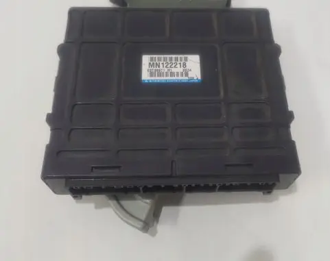 Mitsubishi Outlander Engine control unit/module MN122218