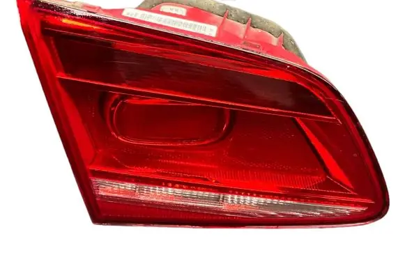 Volkswagen PASSAT B7 Tailgate rear/tail lights 3AE945093K 90064890