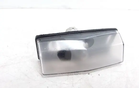 Toyota RAV 4 (XA40) Number plate light