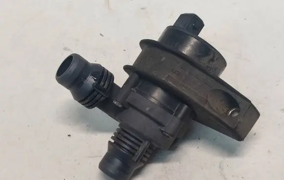 BMW X5 F15 Electric auxiliary coolant/water pump 9197085 64119197085