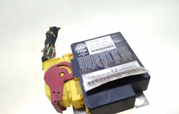 Volkswagen PASSAT B6 Airbag control unit/module 3C0909605M