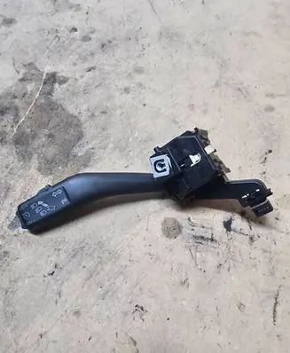 Volkswagen Golf VI Indicator stalk 1K0953513G 01103512 10351291521551