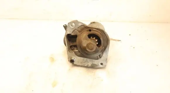 Peugeot 208 Starter motor