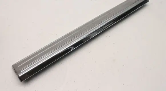 Mercedes-Benz S W220 Front sill trim cover A2206805535
