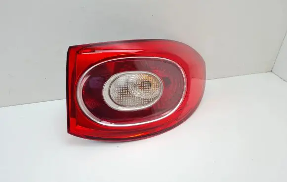 Volkswagen Tiguan Rear/tail lights 5N0945096H