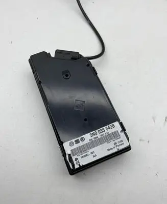 Seat Leon (1P) USB control unit 5N0035342B 7667410378 1000001003