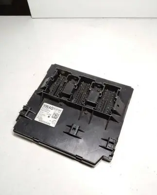 Volkswagen Jetta VI Comfort/convenience module 5K0937084F 5WG50282 BCMPQ35
