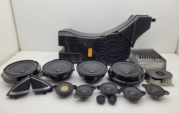 Mercedes-Benz CLS C218 X218 Audio system kit A2189009403 A1729012100 A2128202202