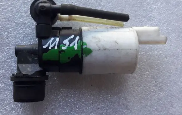 Renault Megane II Windscreen/windshield washer pump 8200067015 8200295685 9641553880