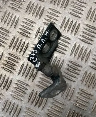 Opel Corsa D Front door lower hinge 