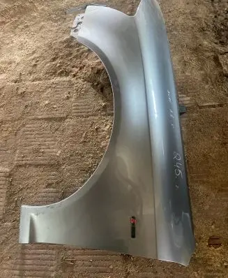 Audi A6 S6 C6 4F Fender