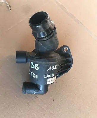 Thermostat/thermostat housing