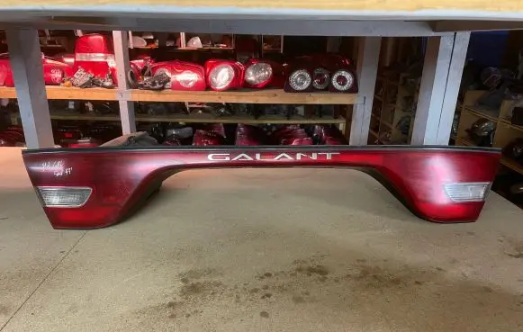 Mitsubishi Galant Tailgate rear/tail lights 0431596