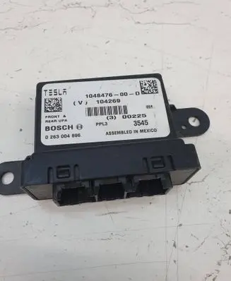 Tesla Model S Parking PDC control unit/module 104847600D 104847600 1048476