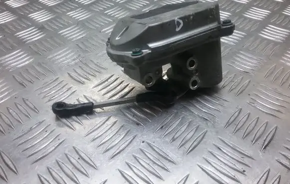 Audi A4 S4 B7 8E 8H Intake manifold valve actuator/motor A2059513862 A2C53308513