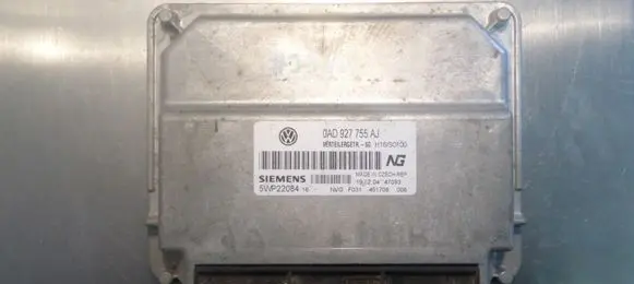 Volkswagen Touareg I Transfer box differential control unit 0AD927755AJ 5WP22084