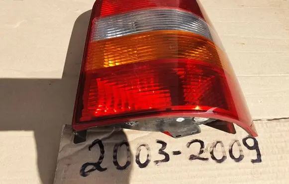 Volkswagen Transporter - Caravelle T5 Rear/tail lights 7H0945096G