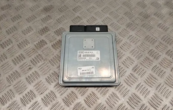 Audi Q5 SQ5 Engine control unit/module 8R0907551A