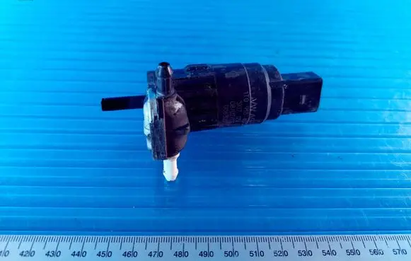 Audi A3 S3 A3 Sportback 8P Windscreen/windshield washer pump 1T0955651A