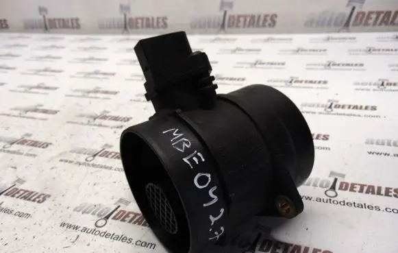 Mercedes-Benz E W211 Mass air flow meter A6460940048