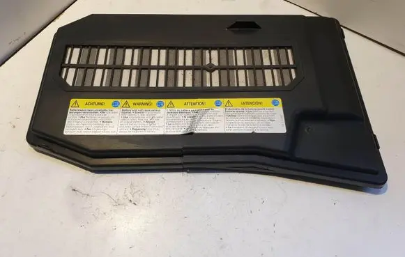 Volkswagen Touareg I Battery box tray cover/lid 7L0864643B