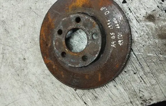 Audi A4 S4 B5 8D Front brake disc