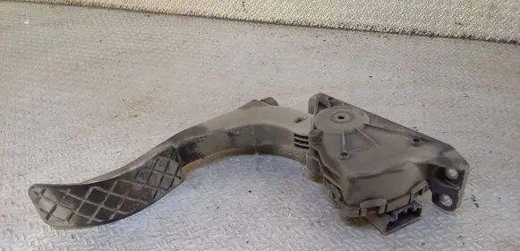 Audi A6 S6 C6 4F Accelerator throttle pedal 4F1723523A