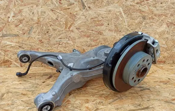 Volkswagen Multivan T7 Rear wheel hub spindle/knuckle 