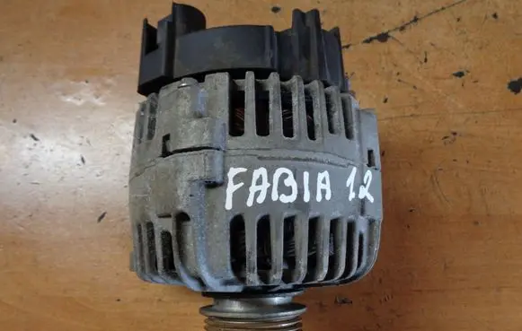 Skoda Fabia Mk2 (5J) Generator/alternator 03P903023