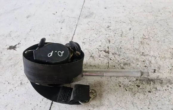 Audi A4 S4 B5 8D Front seatbelt