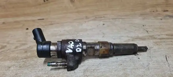 Fuel injector